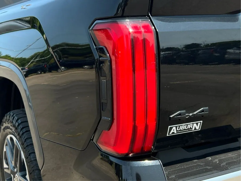 Toyota Tundra photo 32