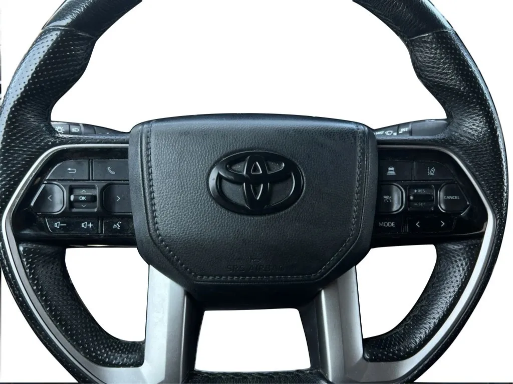 Toyota Tundra photo 22