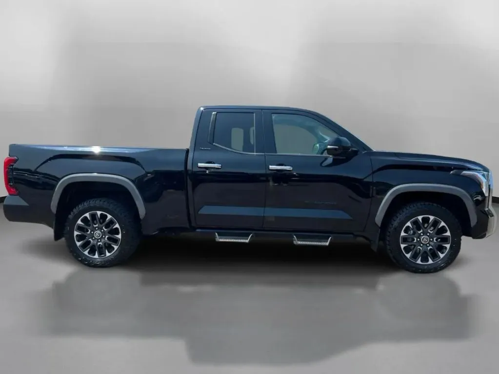 Toyota Tundra photo 7