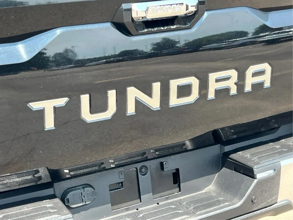Toyota Tundra photo 28