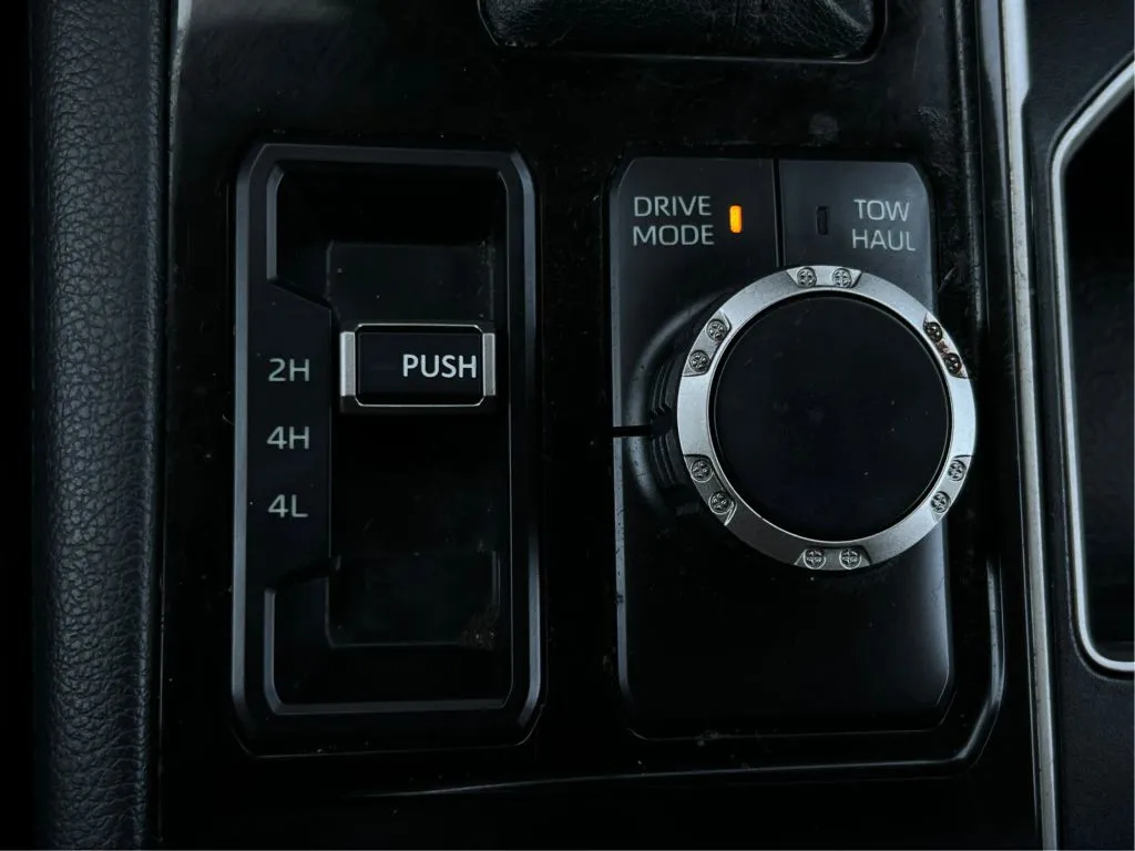 Toyota Tundra photo 42