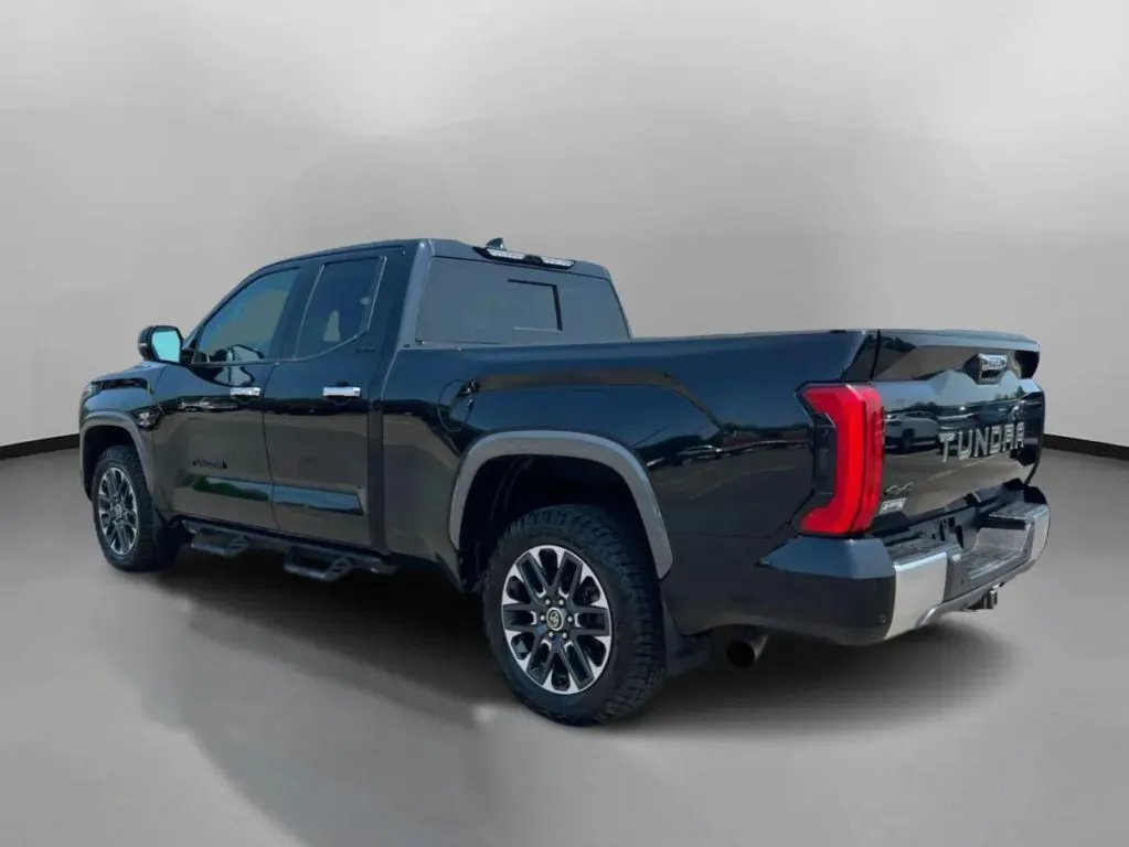 Toyota Tundra photo 13