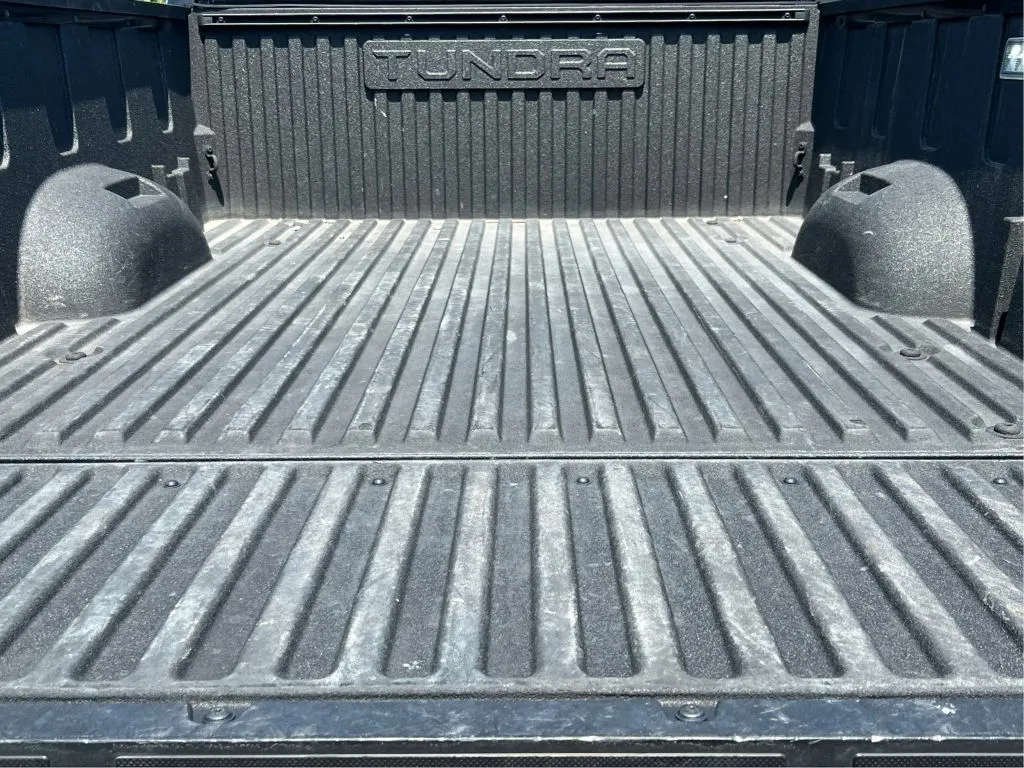 Toyota Tundra photo 33