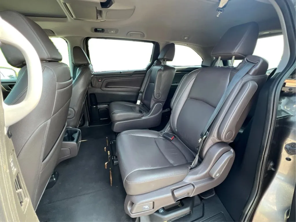 Honda Odyssey photo 17