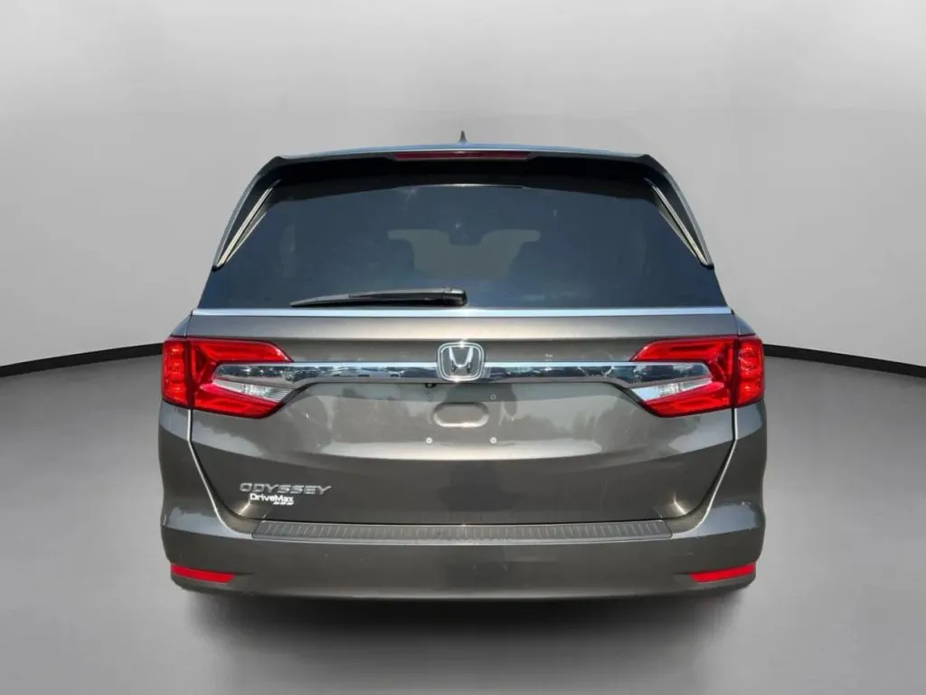 Honda Odyssey photo 11