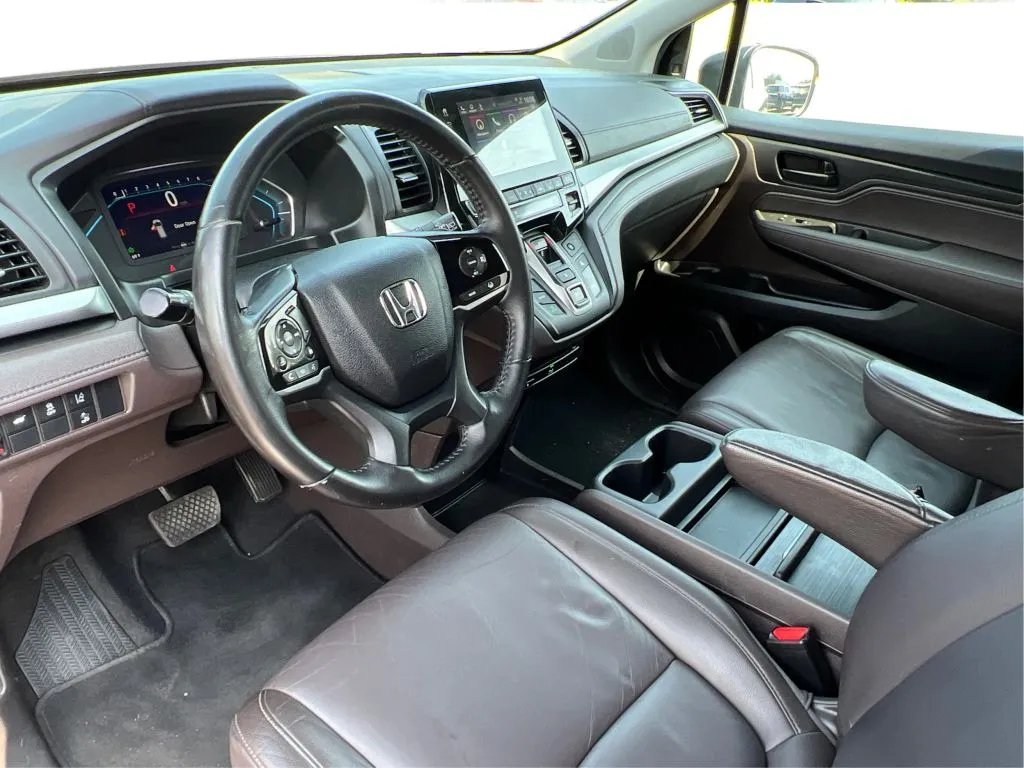 Honda Odyssey photo 16