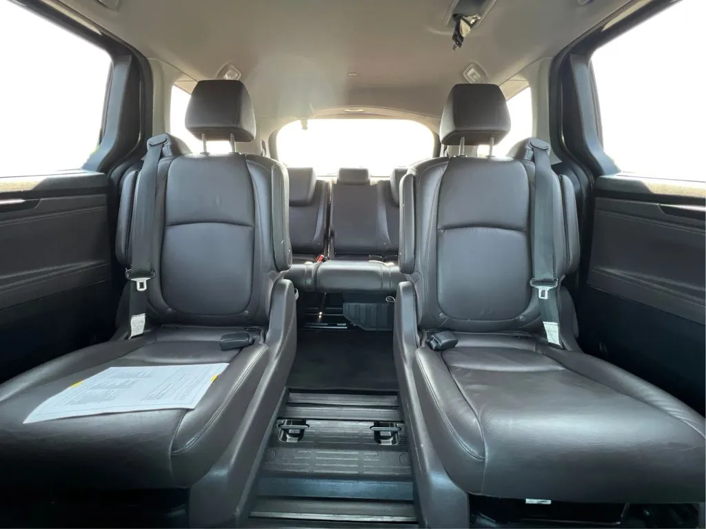 Honda Odyssey photo 19