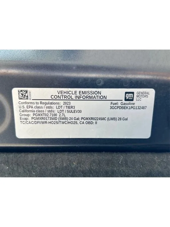 Chevrolet Silverado photo 26