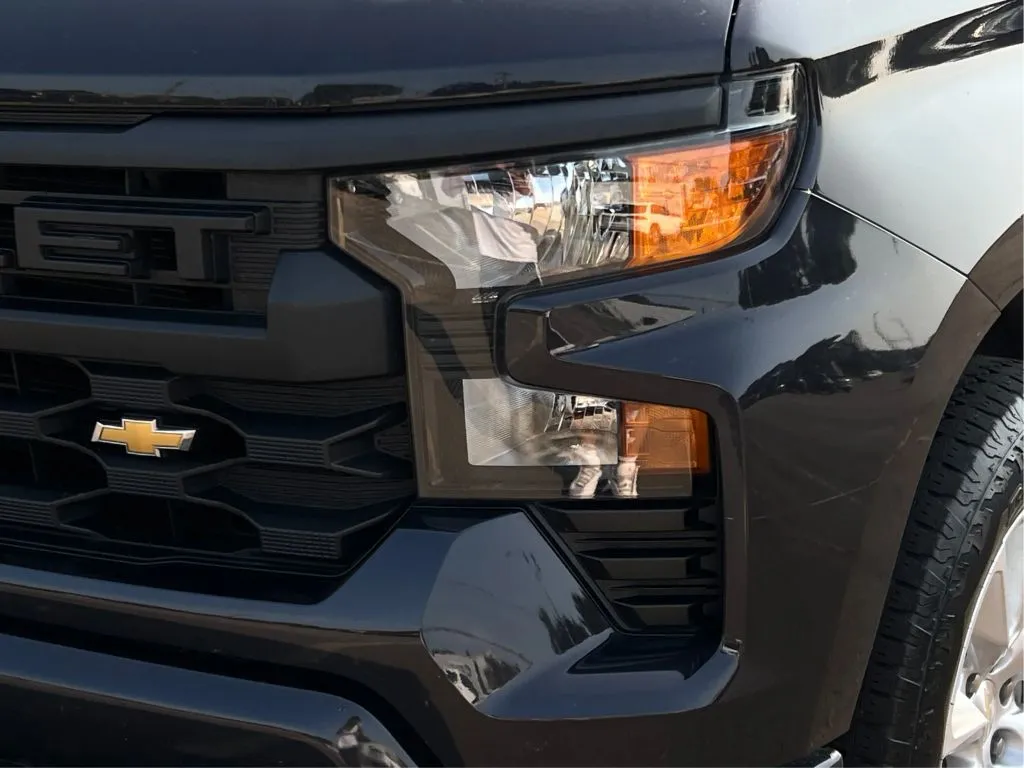 Chevrolet Silverado photo 31