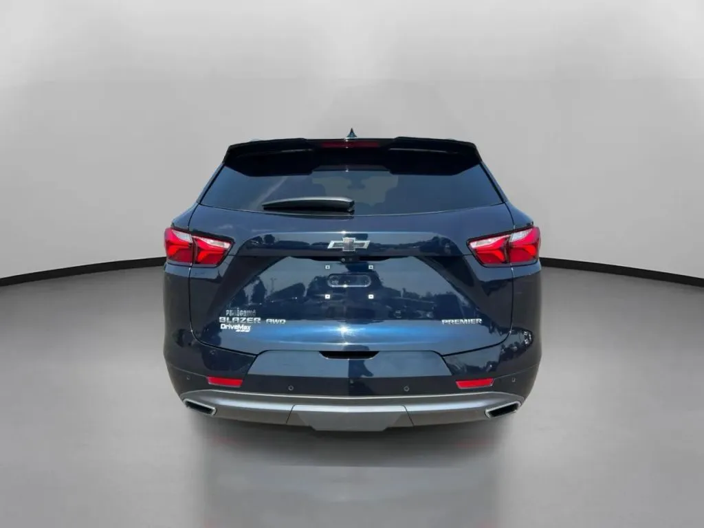 Chevrolet Blazer photo 11