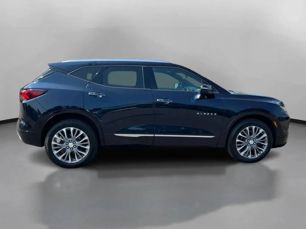 Chevrolet Blazer photo 7