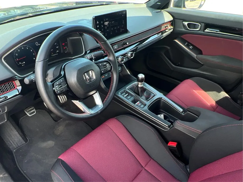 Honda Civic photo 16