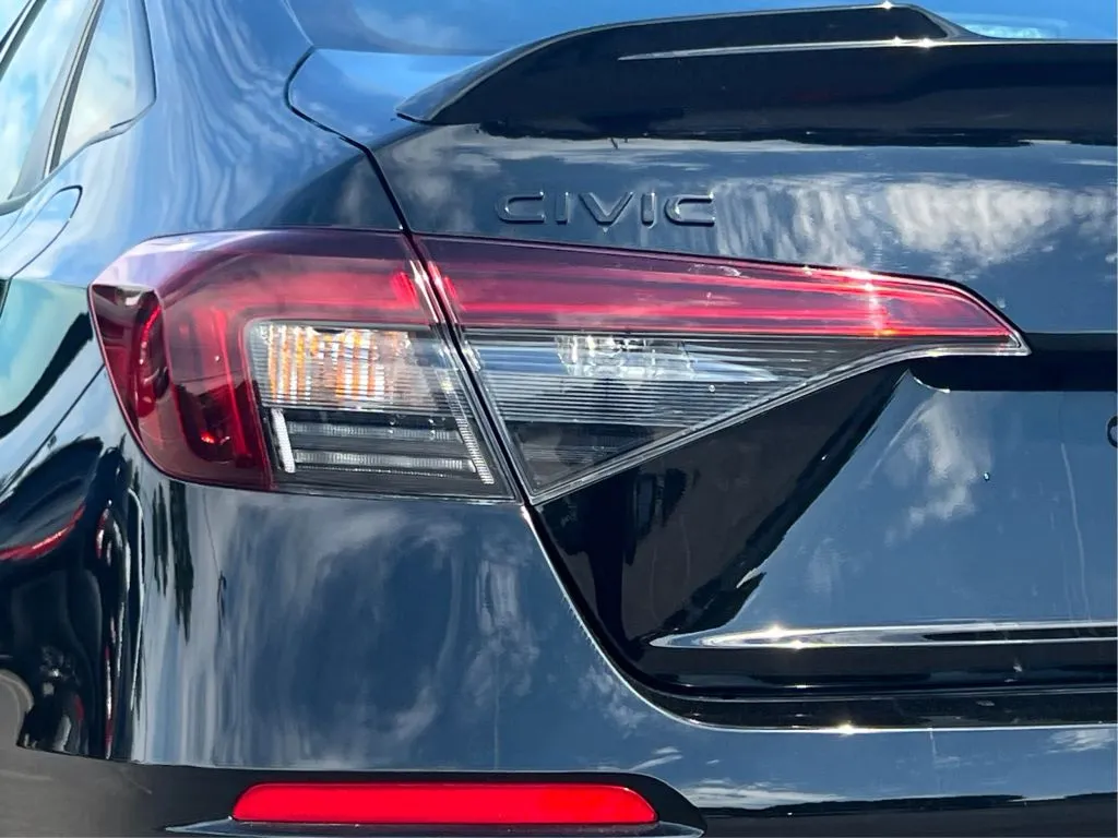 Honda Civic photo 34