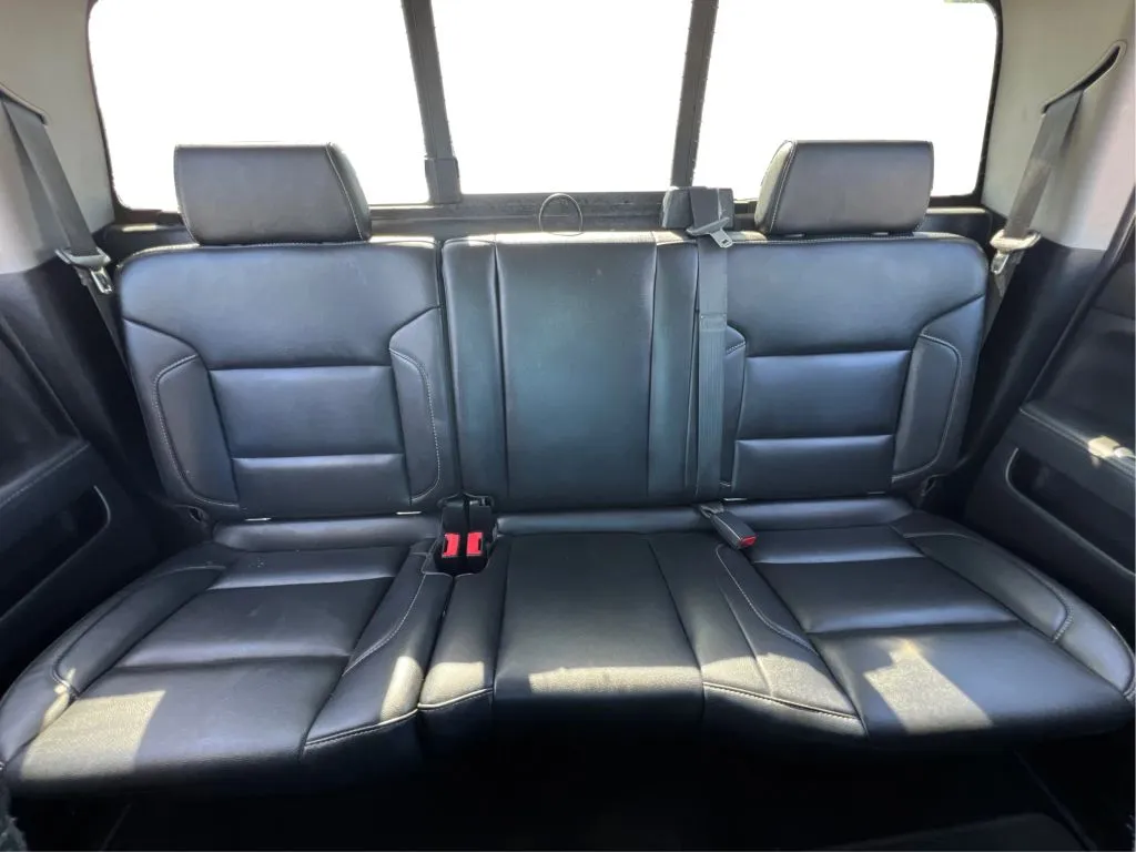 GMC Sierra photo 18