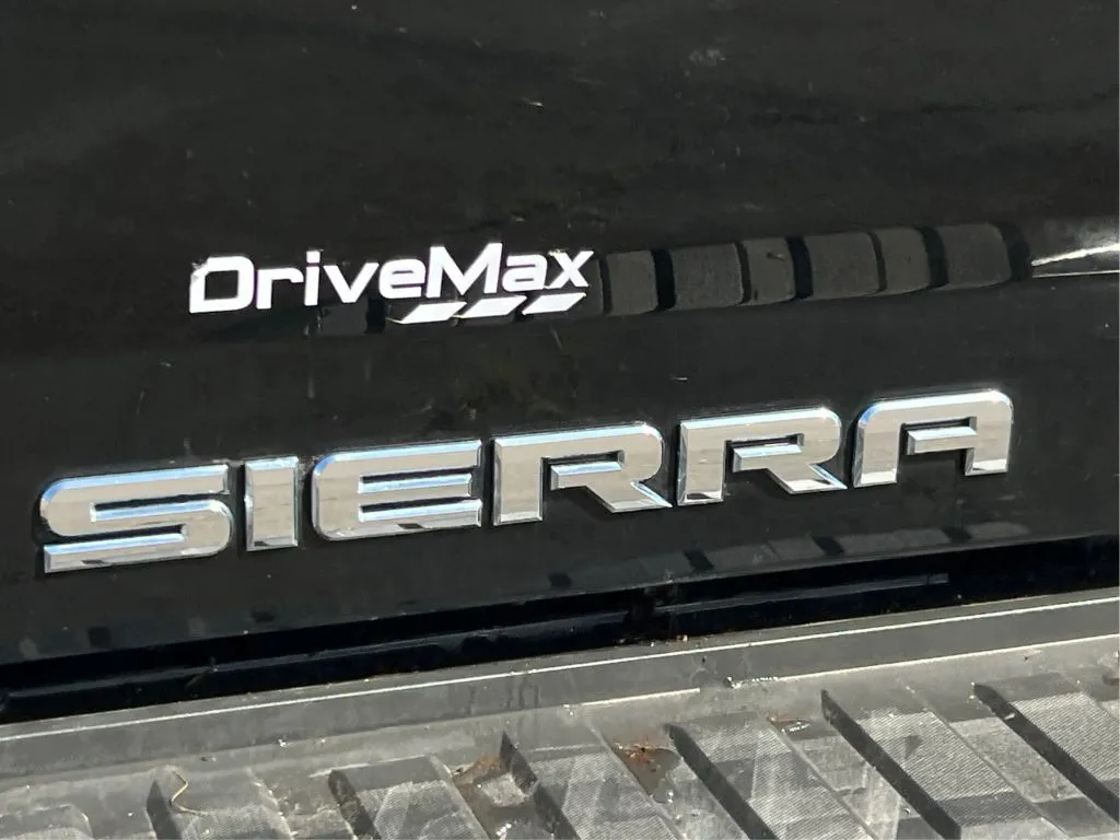 GMC Sierra photo 29