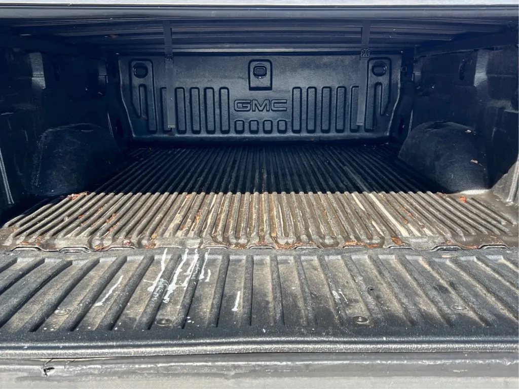 GMC Sierra photo 34