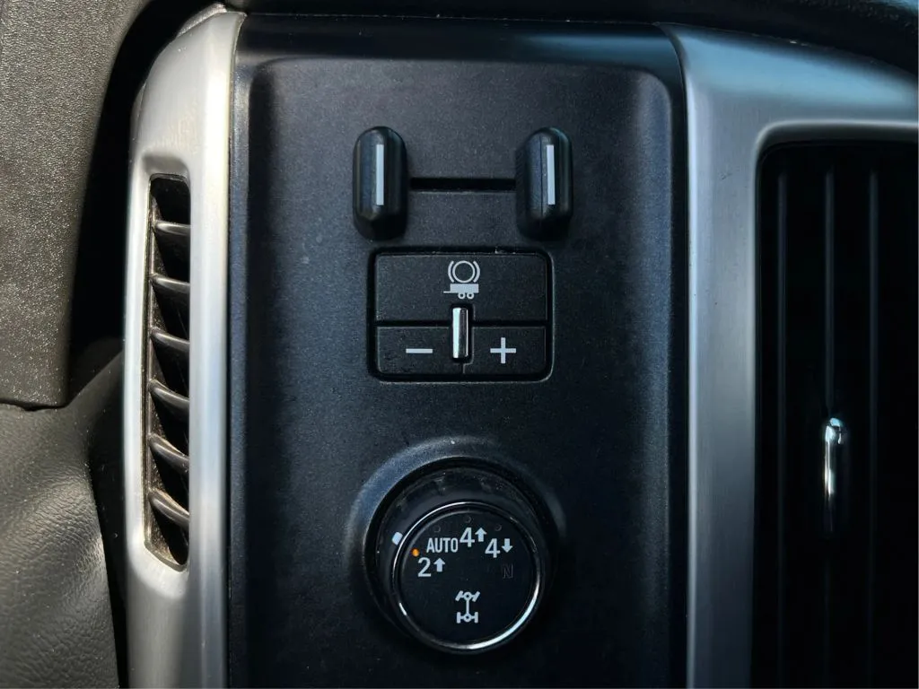GMC Sierra photo 44