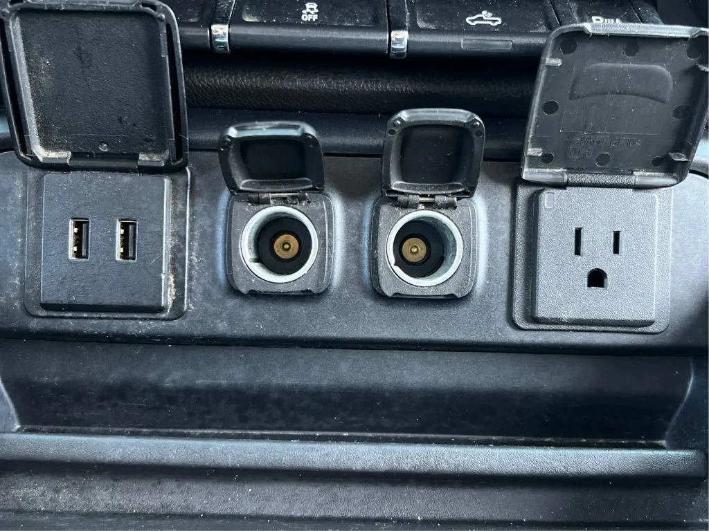 GMC Sierra photo 40