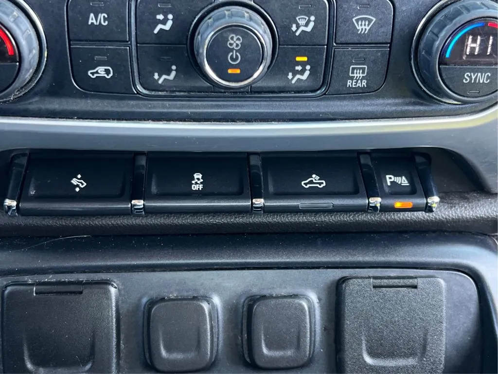 GMC Sierra photo 26