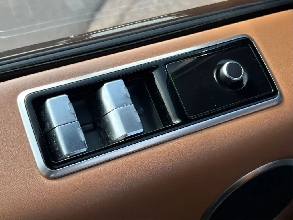 Land Rover Range Rover Sport photo 46