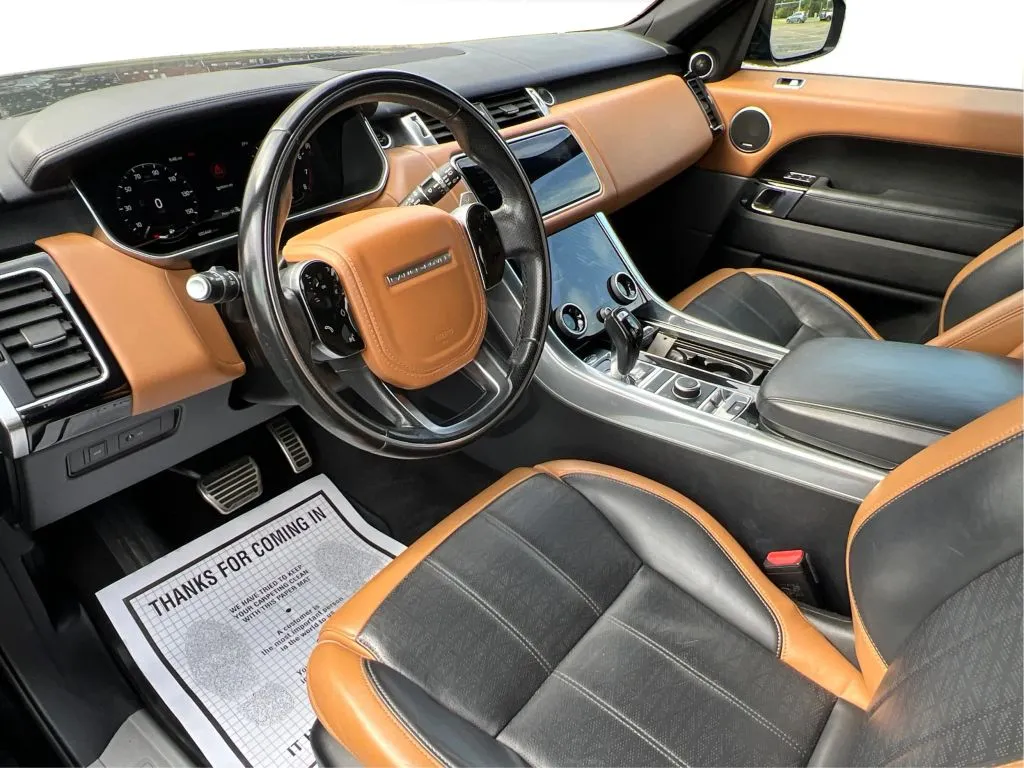 Land Rover Range Rover Sport photo 16