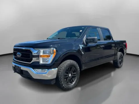 More photos of 2021 Ford F-150 SuperCrew Cab XLT Pickup 4D 5 1/2 ft at Drivemax, CT