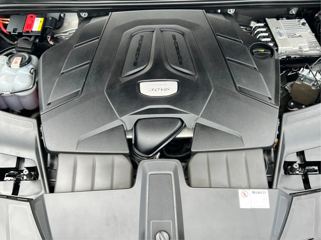 Porsche Cayenne photo 29