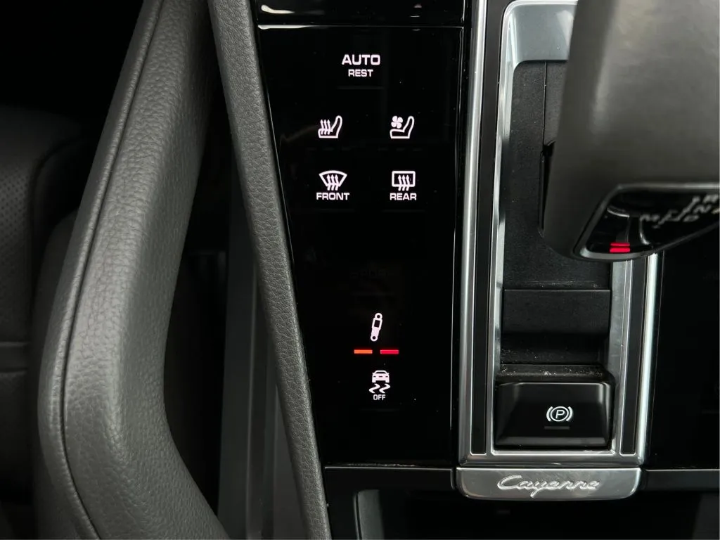 Porsche Cayenne photo 24