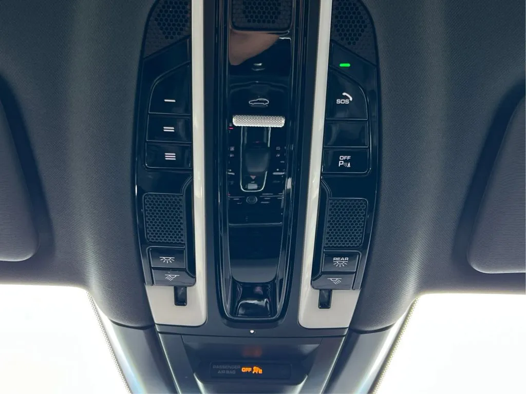 Porsche Cayenne photo 42