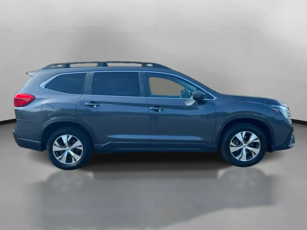 Subaru Ascent photo 7