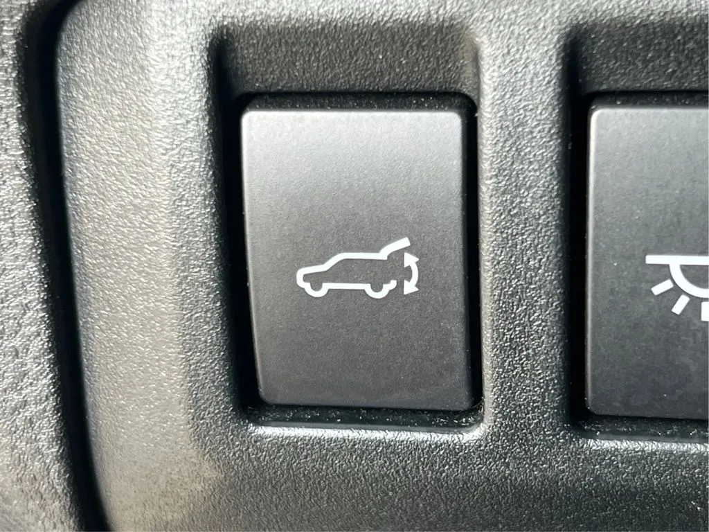 Subaru Ascent photo 34