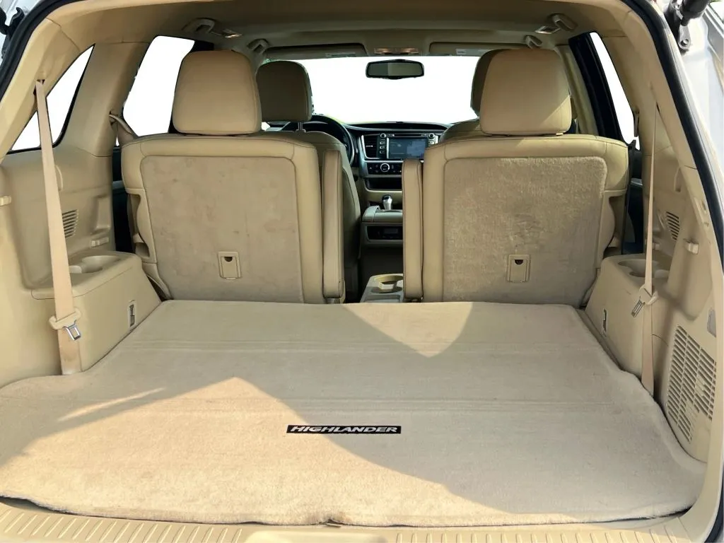 Toyota Highlander photo 18