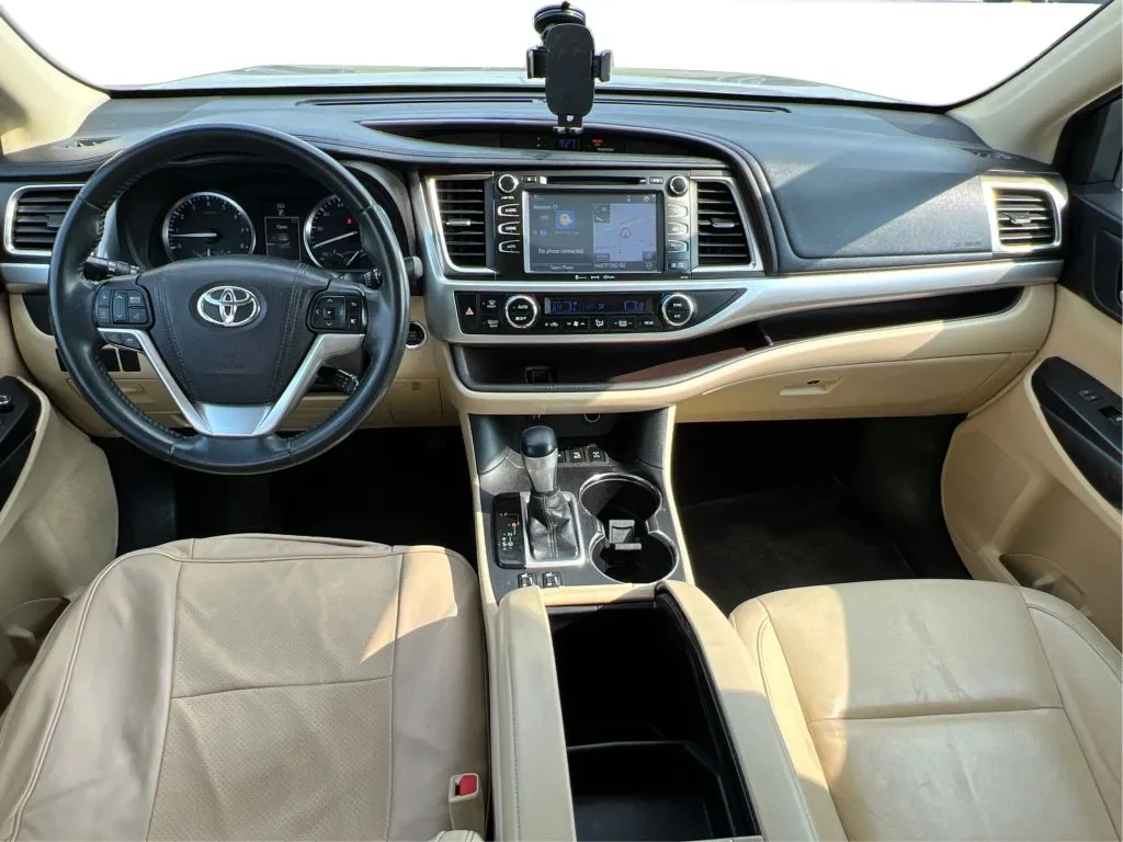 Toyota Highlander photo 36