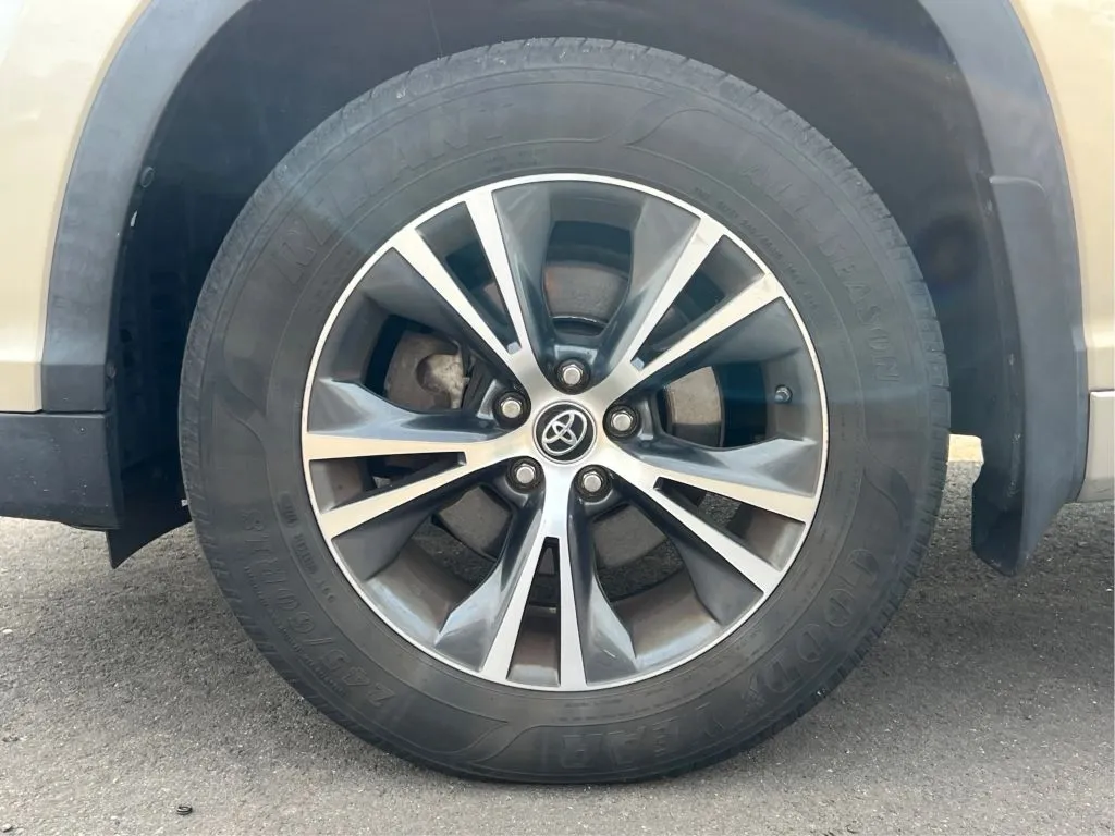 Toyota Highlander photo 30