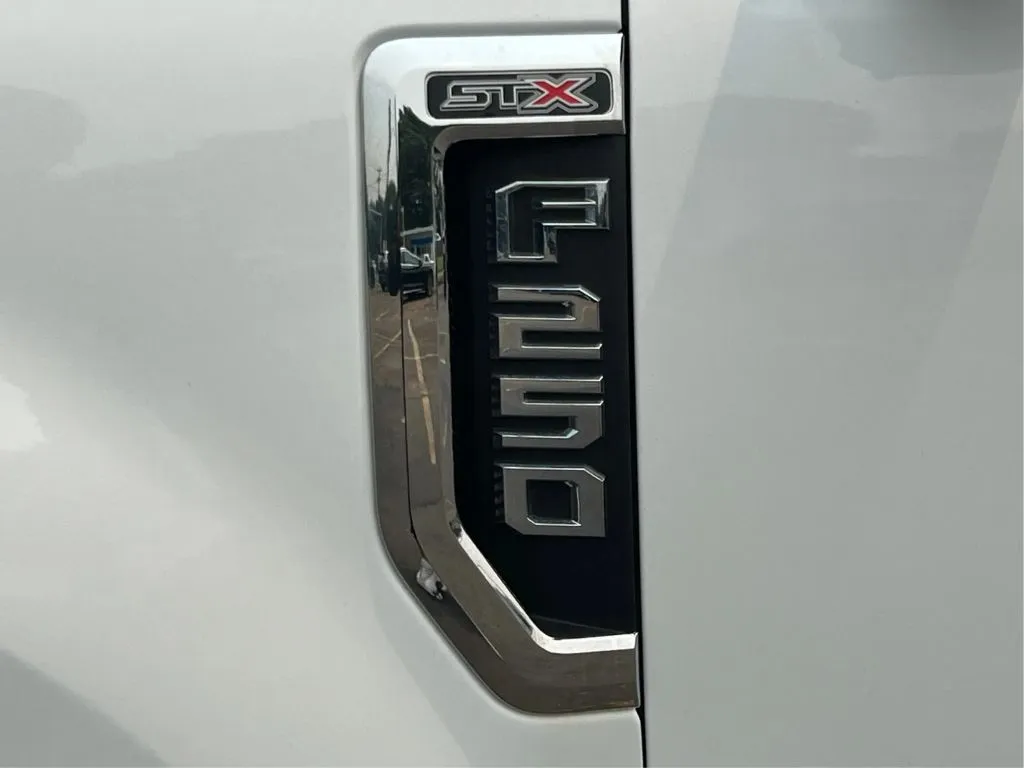 Ford F-250 photo 28