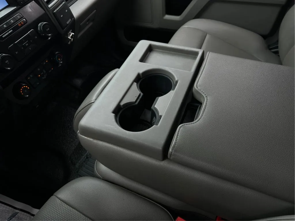 Ford F-250 photo 20