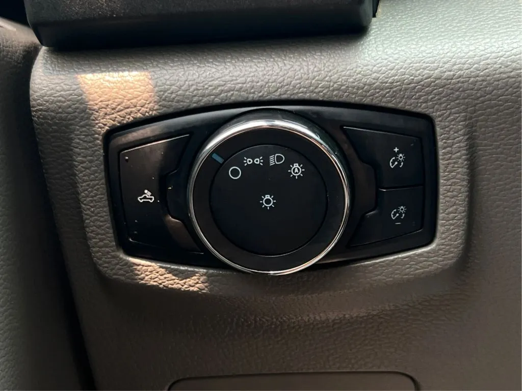 Ford F-250 photo 23