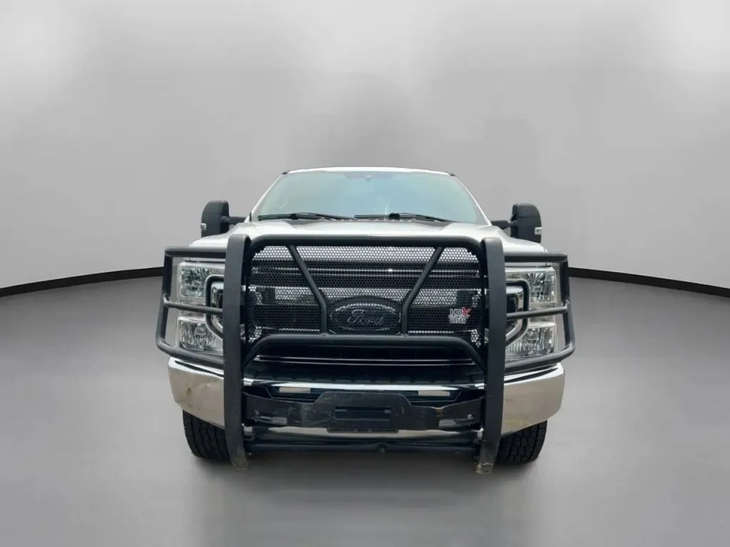 Ford F-250 photo 3