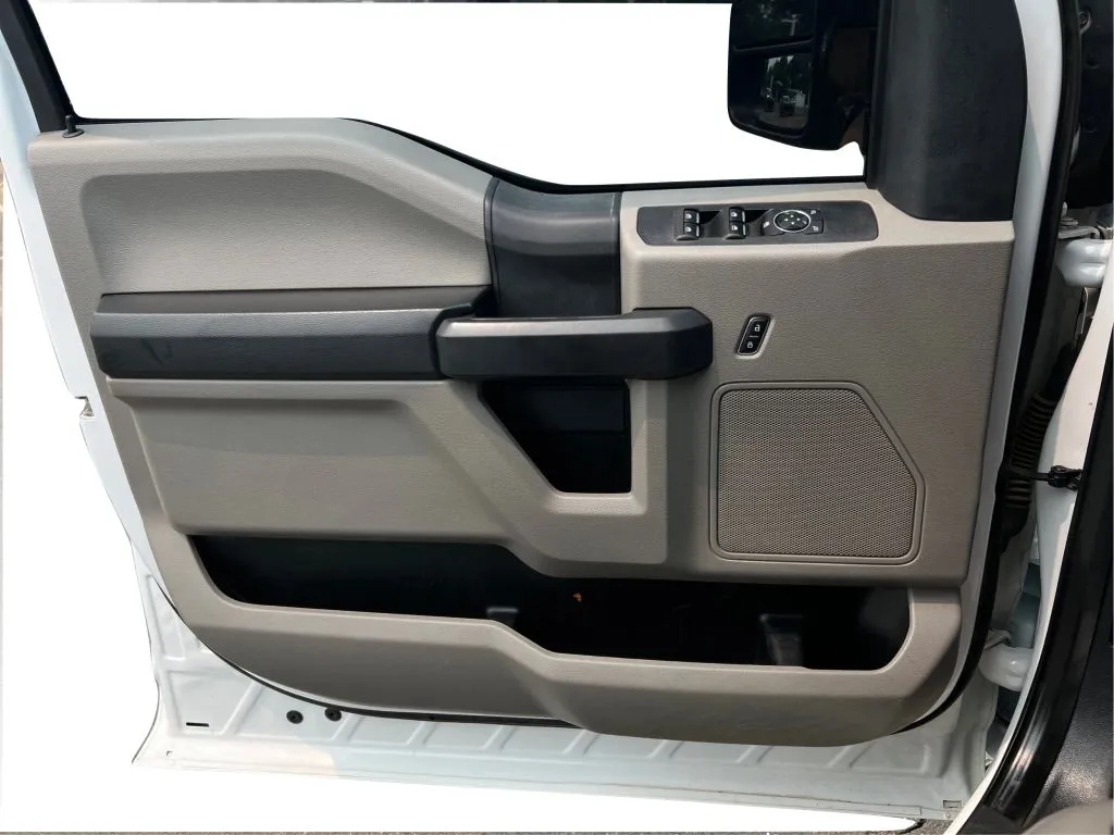 Ford F-250 photo 25