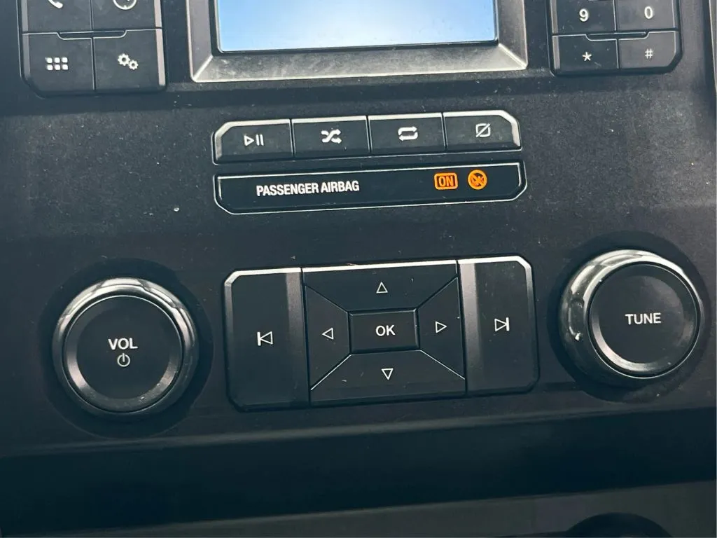 Ford F-250 photo 36