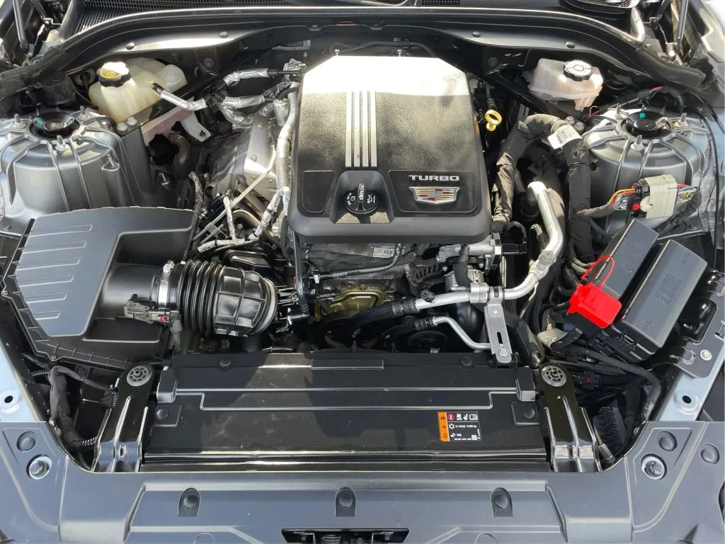 Cadillac CT5 photo 29