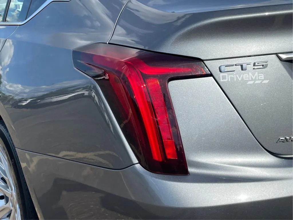 Cadillac CT5 photo 34