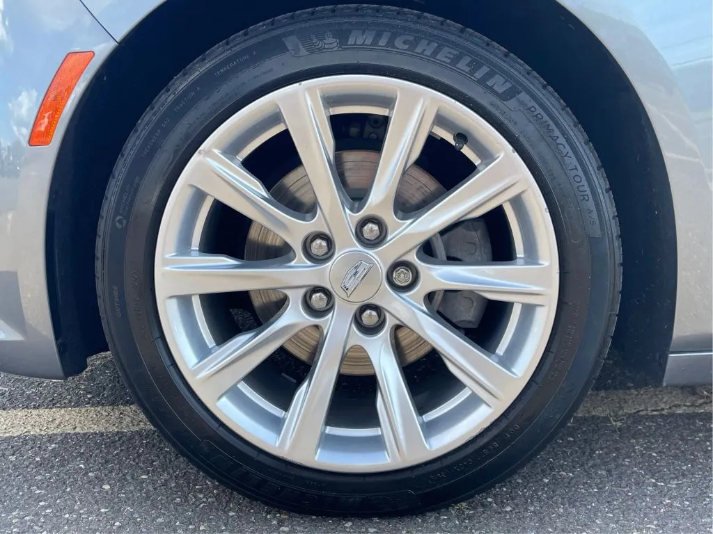 Cadillac CT5 photo 31
