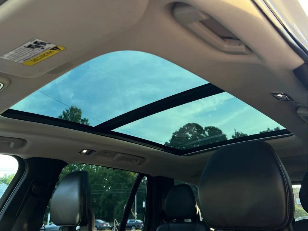 Volvo XC90 photo 27