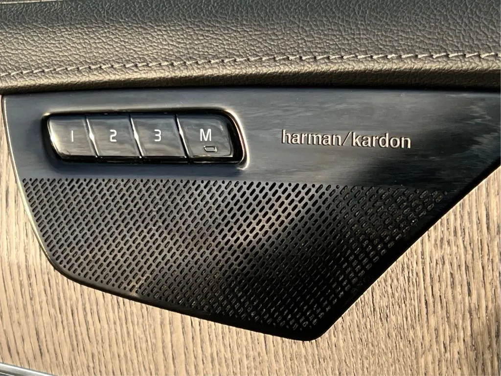 Volvo XC90 photo 43