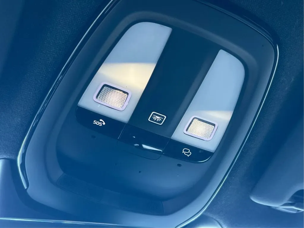 Volvo XC40 photo 40