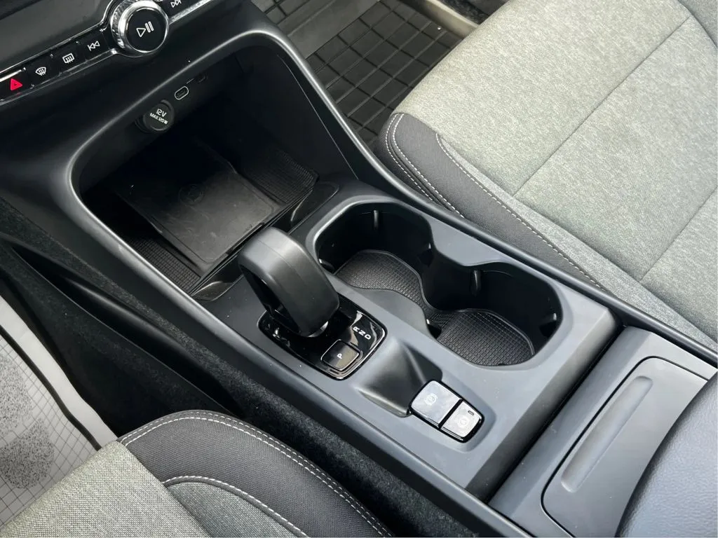 Volvo XC40 photo 21