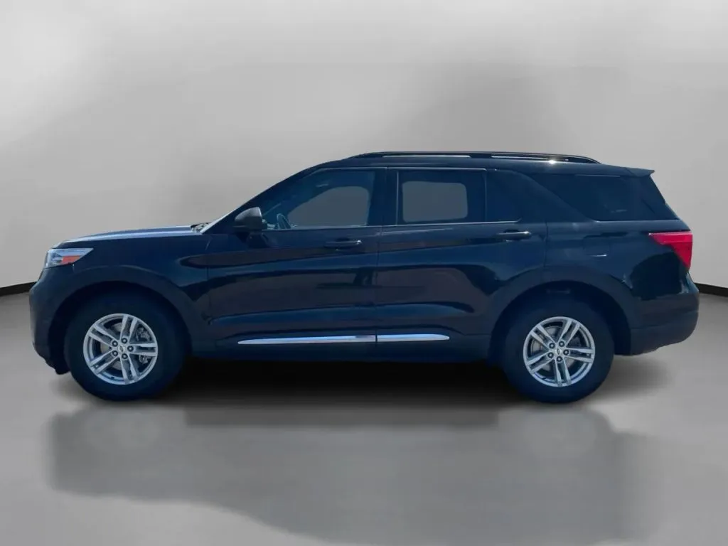 Ford Explorer photo 15
