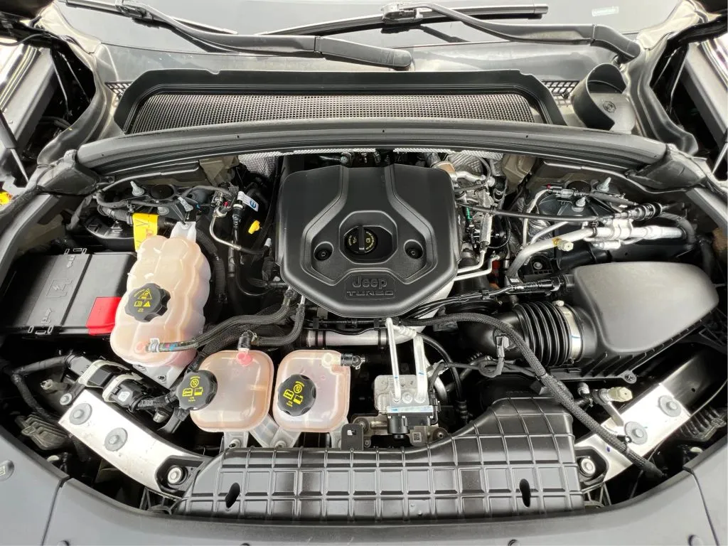 Jeep Grand Cherokee photo 29