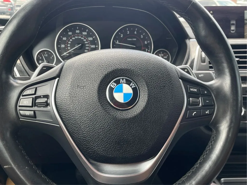BMW 4 Series photo 23
